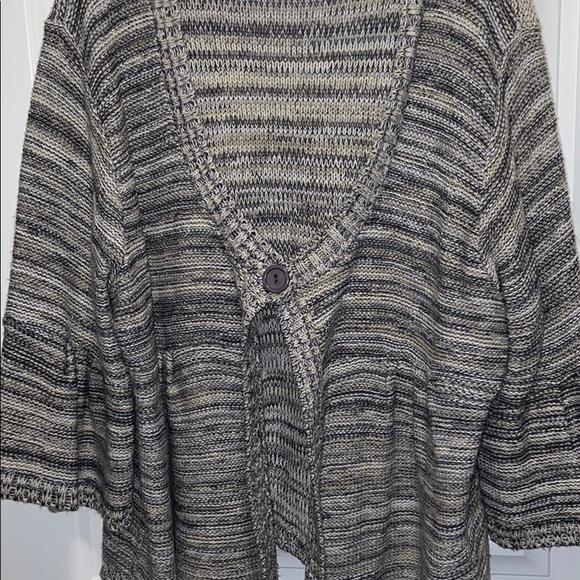 Susie Couture sweater - xlarge - Picture 3 of 15